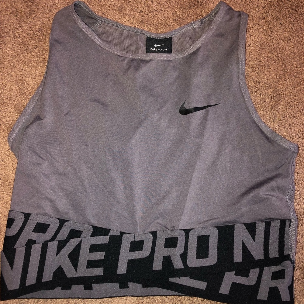 Nike pro crop top